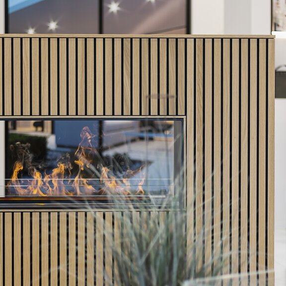 Electric fire, panel wall, deep tunnel, wood panelling on the side